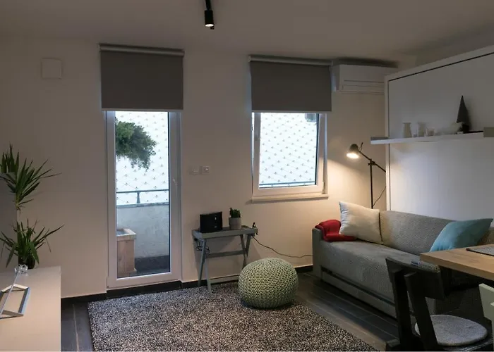 公寓 Apartma Verdi Bc 博维茨